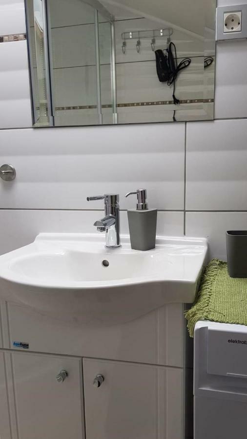 Apartmani Sanja Zaton  외부 사진